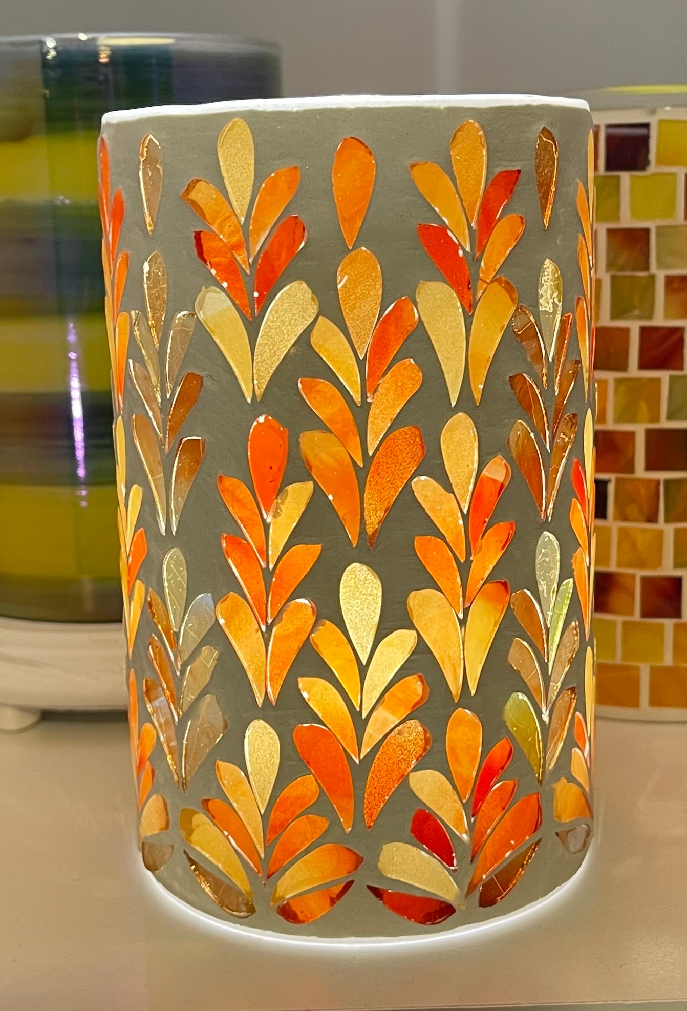 Leaf Mosaic Simmering Light with Antique White Base